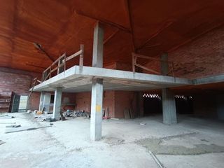 Local comercial en venta en Lalín