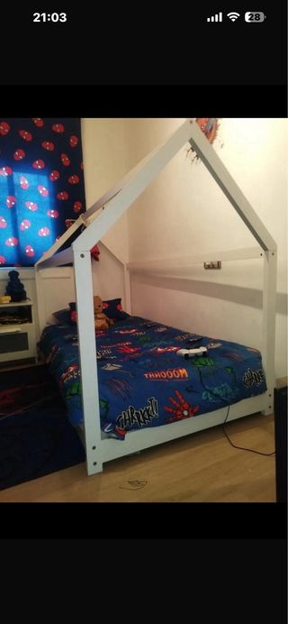 Cama infantil casa 100€
