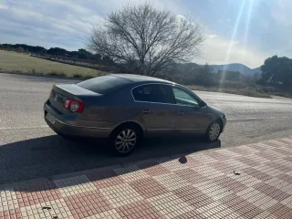 Volkswagen Passat 2005