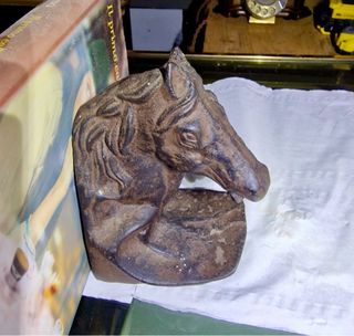 Coppia fermalibri cavallo in ghisa