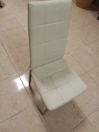 4 Sillas Blancas Comedor/Oficina