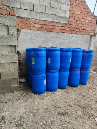 Parck 4 bidones 60l con tapadera de rosca