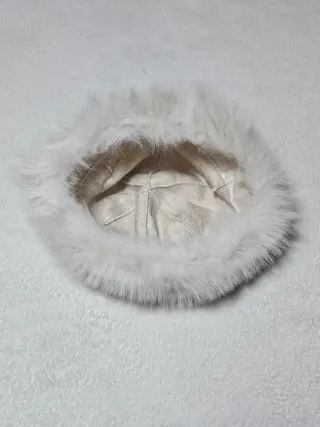 Sombrero efecto pelo blanco invierno