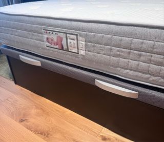 Cama 150cm con arcón, colchón y cabecero