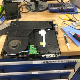 Console PS4 Fat 1TB Nero + controller ps4 da riparare