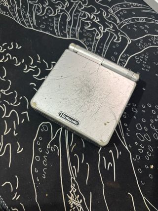 Nintendo Game Boy Advance SP Plata