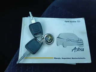Opel Astra 2000