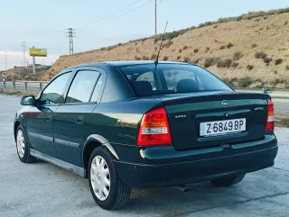 Opel Astra 2000
