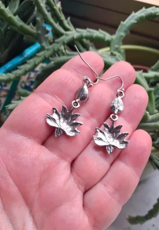 Orecchini Fior di Loto Argentati