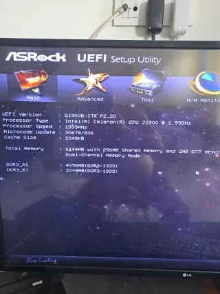 Vendo mini PC AsRock Q1900b ITX , Windows 10
