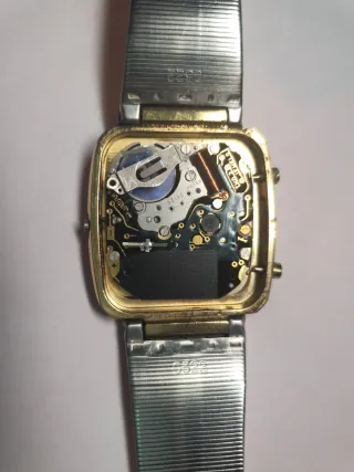Seiko H448-5080 Reloj Digital Analógico Dorado