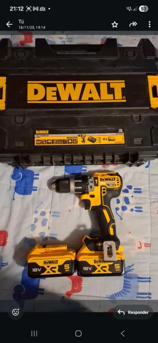 Taladro DeWalt 18V XR 70 nm dos baterias 5 ah