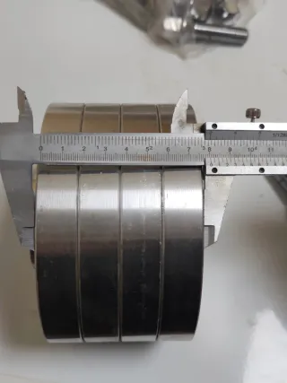 JUEGO DE SEPARADORES 2 CM CON TORNILLOS INCLUIDOS.