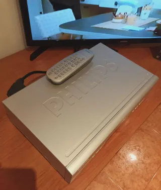 Reproductor/Grabador VHS Philips con Mando