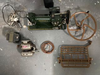 Máquina de coser Refrey CL317