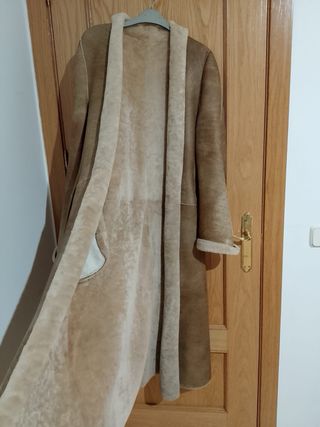Abrigo piel auténtica largo beige/marrón