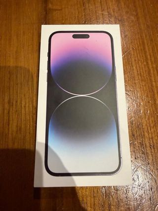iPhone 14 Pro Max Morado