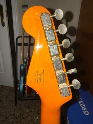 Squier Classic Vibe 60s Guitarra Eléctrica