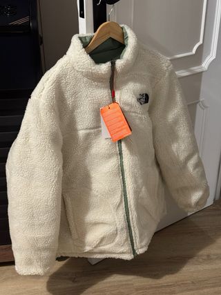 Cazadora The North Face reversible verde