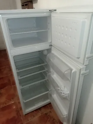 Nevera BRU blanca