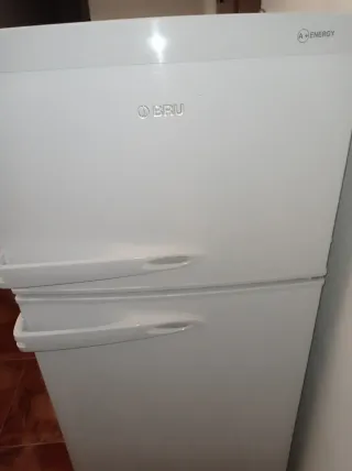 Nevera BRU blanca