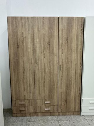 Moderno Armario 3 Puertas 150x200 NUEVOS!