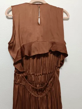 Vestido largo satinado Zara con abertura talla XL