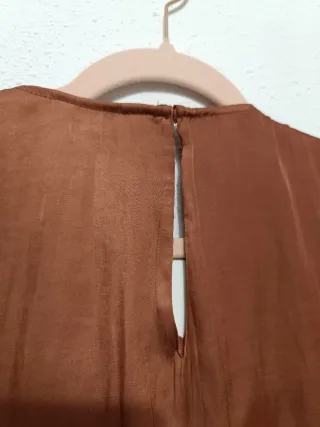 Vestido largo satinado Zara con abertura talla XL