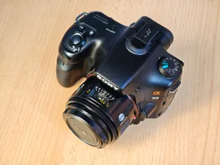 Cámara Sony a65 + Objetivo Minolta 28mm F2.8