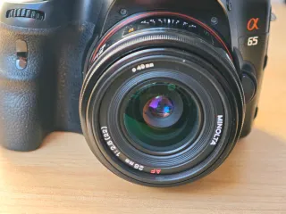 Cámara Sony a65 + Objetivo Minolta 28mm F2.8