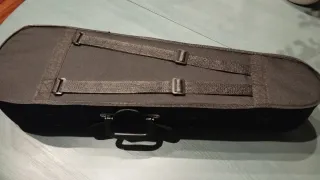 Viola 12 pulgadas con funda, arco y almohadilla.