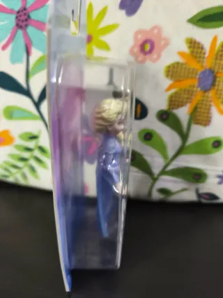 Muñeca Elsa Frozen Disney sin abrir