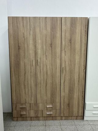 Moderno Armario 3 Puertas 150x200 NUEVOS!