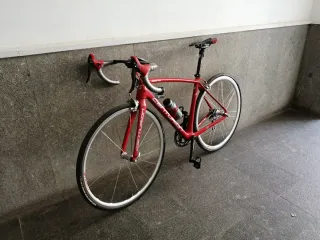 Bicicleta Carretera Centurión Carbono Roja