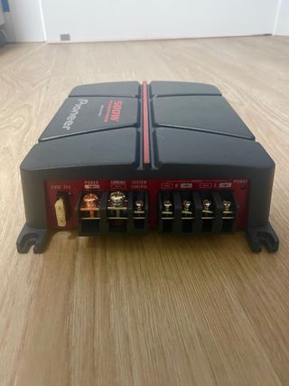 Amplificador Pioneer 500W + Ecualizador Comando