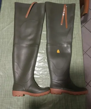 Stivali da pescatore alti