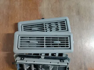 Rejilla Aire Trasera Trafic Bus 2007