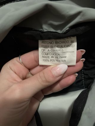 Mochila Reebok original gris – buen estado