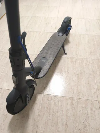 Patinete Eléctrico Xiaomi Mi Electric Scooter 3