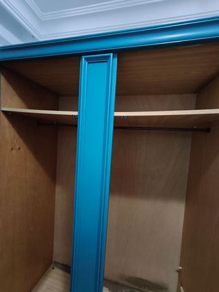 Dormitorio: Armario, Mesilla y Mesa