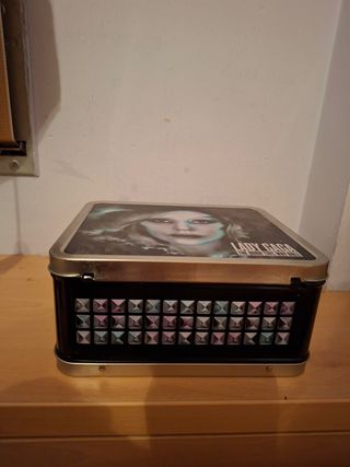 Caja Metálica Lady Gaga Born This Way Ball