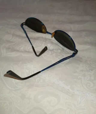 Gafas de sol Moschino vintage azules