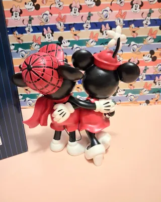 Mickey y Minnie Enesco Jim Shore