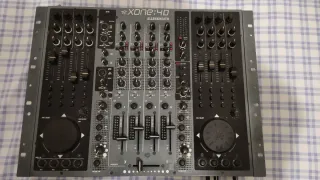 Mesa de mezclas Allen & Heath Xone:4D