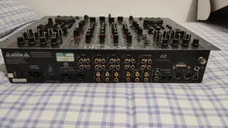 Mesa de mezclas Allen & Heath Xone:4D