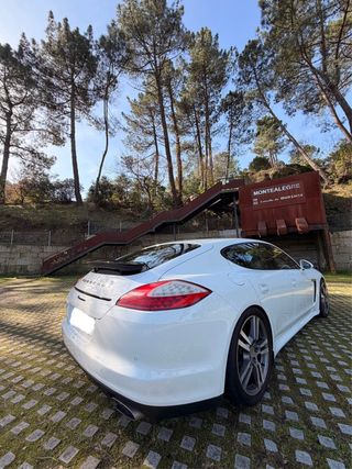 Porsche Panamera 2012