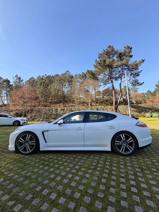 Porsche Panamera 2012