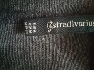 Falda ajustada Stradivarius gris