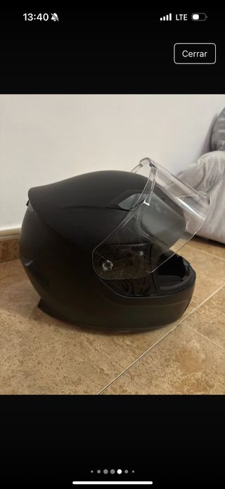 Casco de moto negro