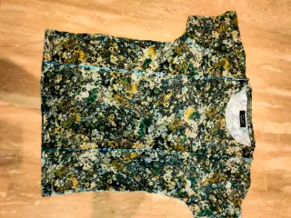 12 Camisetas de diversas marcas